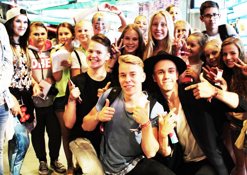 Totte with friends and fans at Tubecon 2015